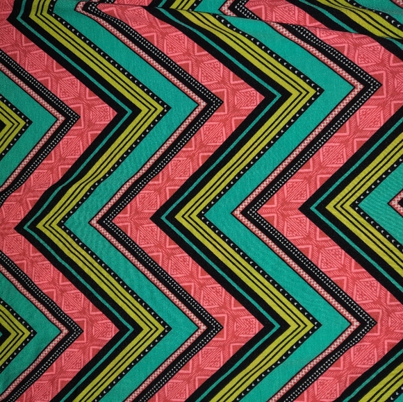 Rue 21 maxi zigzag printed skirt - Picture 5 of 7